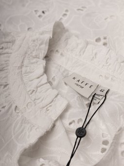 KCTENNA - Plus Size Bluse fra Kaffe Curve