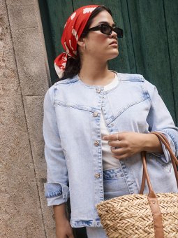 KCMAIA - Plus Size Jakke fra Kaffe Curve