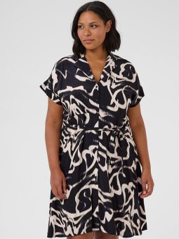 KCMAREN - Plus Size Kjole fra Kaffe Curve