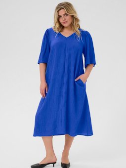KCLISANA - Plus Size Kjole fra Kaffe Curve