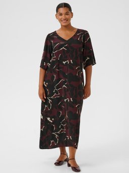 KCMILANA - Plus Size Kjole fra Kaffe Curve