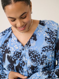 KCALIANA - Plus Size Kjole fra Kaffe Curve