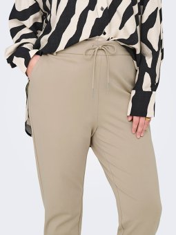 CARGOLDTRASH - Plus Size Bukser fra Only Carmakoma