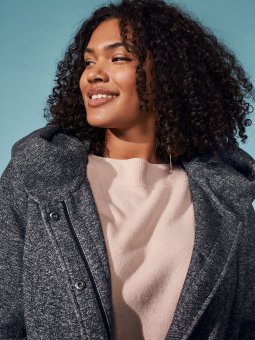 SEDONA  - Plus Size Frakk fra Only Carmakoma