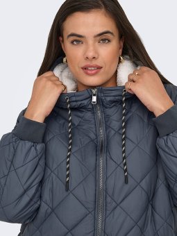 CARNEWSANDY - Plus Size Jakke fra Only Carmakoma