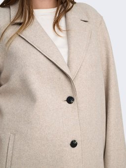 CARCARRIE - Plus Size Frakk fra Only Carmakoma