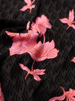 CARTILDA - Plus Size Bluse fra Only Carmakoma