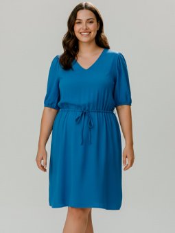 CARERINNA - Plus Size Kjole fra Only Carmakoma