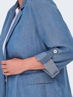 CARCHARIS - Plus Size Blazer fra Only Carmakoma