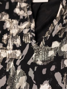 CARMALIKO - Plus Size Bluse fra Only Carmakoma