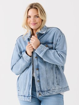 CAROCEAN - Plus Size Jakke fra Only Carmakoma