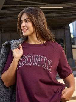 CARRIRI - Plus Size T-shirt fra Only Carmakoma