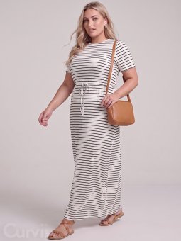 CARBLOOM - Plus Size Kjole fra Only Carmakoma