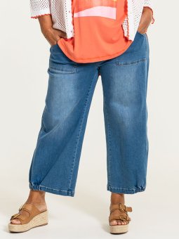 CLARA  - Plus Size Jeans fra Gozzip