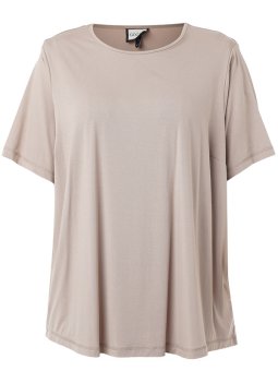 GGITTE - Plus Size T-skjorte fra Gozzip