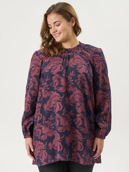 ADRAGNA - Plus Size Bluse fra Adia