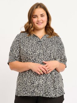 ADVIPSE - Plus Size Bluse fra Adia