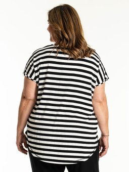 GITTE - Plus Size T-shirt fra Gozzip