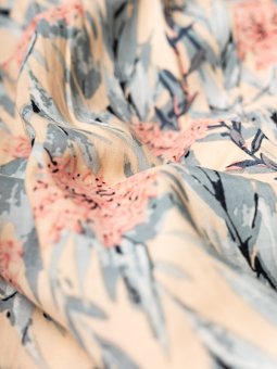 KERSTINE - Plus Size Kjole fra Gozzip