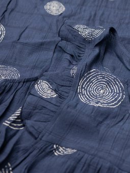 MAIKEN - Plus Size Kjole fra Gozzip