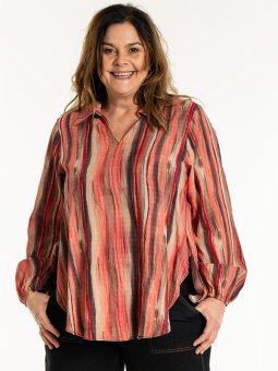 SOPHIA - Plus Size Bluse fra Gozzip