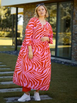 GLEA - Plus Size Kjole fra Gozzip