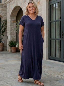 GMARGIT - Plus Size Kjole fra Gozzip