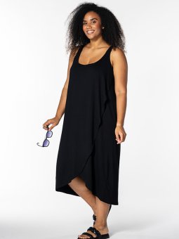 KONNý - Plus Size Kjole fra Studio