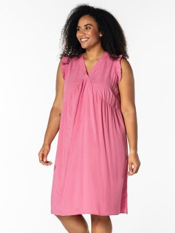 DUSINE - Plus Size Kjole fra Studio