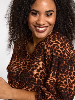 SFEODORA - Plus Size Bluse fra Studio