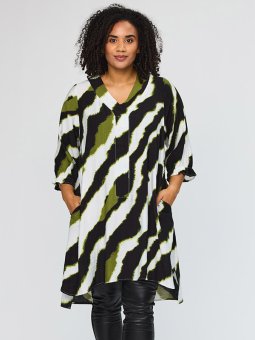 SELMA - Plus Size Kjole fra Studio