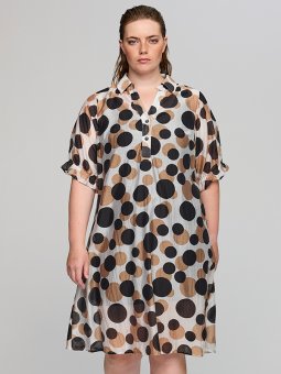 SGUNDA - Plus Size Kjole fra Studio