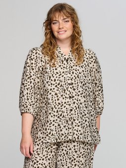 SCAROLINE - Plus Size Bluse fra Studio