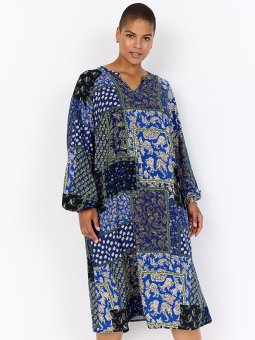 WA-NEA - Plus Size Kjole fra Wasabi Concept