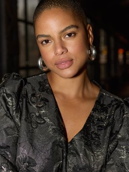 WA-SEVIL - Plus Size Kjole fra Wasabi Concept