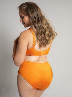 Plus Size Truse fra Plaisir