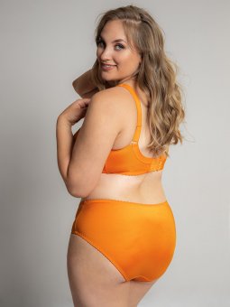 Plus Size Truse fra Plaisir