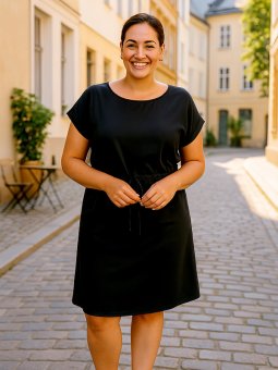 CARAPRIL - Plus Size Kjole fra Only Carmakoma