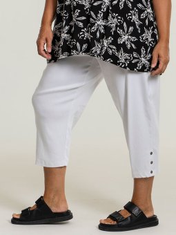 CLARA  - Plus Size Bukser fra Gozzip