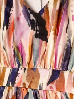 BELINA - Plus Size Kjole fra Gozzip