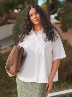 CARBERSA - Plus Size Skjorte fra Only Carmakoma