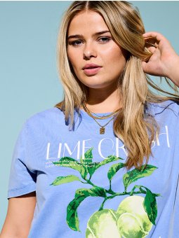 CARSHANIA - Plus Size T-skjorte fra Only Carmakoma