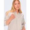 Carviggis - Lang skjorte med hvite og beige striper fra Only Carmakoma